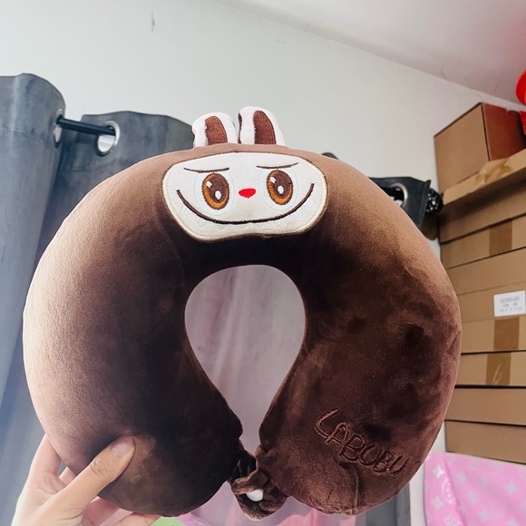 labubu Travel Neck Pillow - Picture 1 of 3